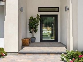 5100 Orrville Avenue, Woodland Hills (los Angeles) CA 91367