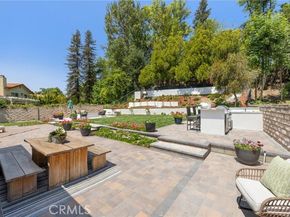 5100 Orrville Avenue, Woodland Hills (los Angeles) CA 91367