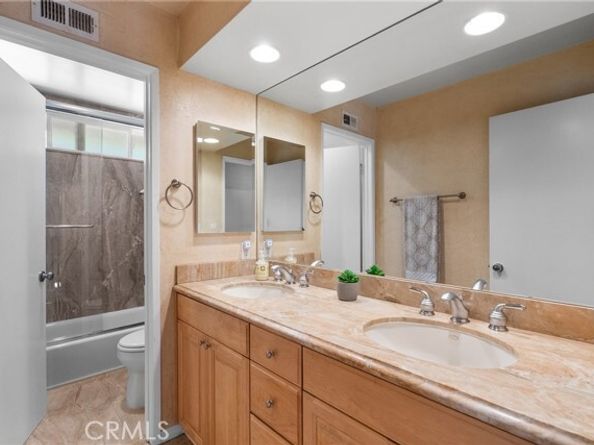 19621 Citronia, Northridge (los Angeles) CA 91324
