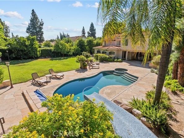 19621 Citronia, Northridge (los Angeles) CA 91324