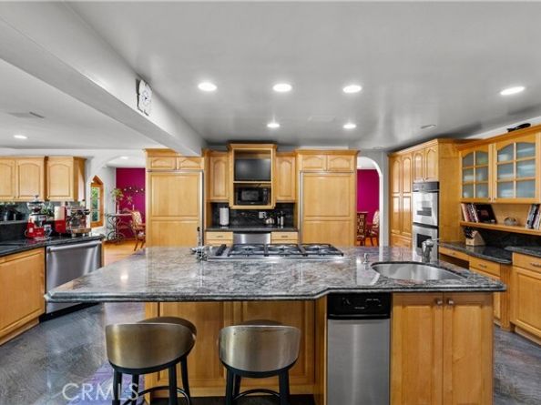 19621 Citronia, Northridge (los Angeles) CA 91324
