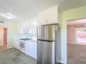 23952 Nomar Street, Woodland Hills (los Angeles) CA 91367