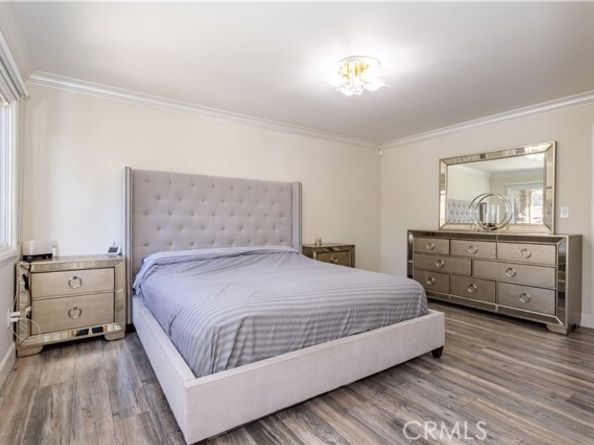 9434 Mclennan Avenue, Northridge (los Angeles) CA 91343