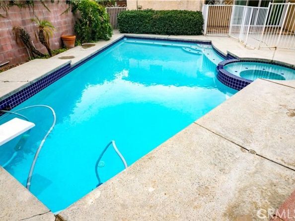 11968 Rossiter, Sylmar (los Angeles) CA 91342