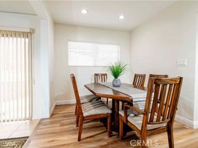 11968 Rossiter, Sylmar (los Angeles) CA 91342