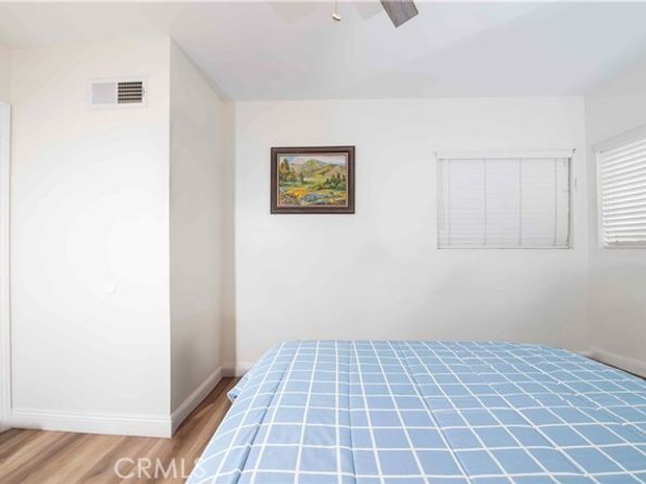 11968 Rossiter, Sylmar (los Angeles) CA 91342