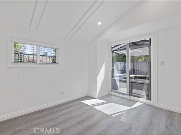 10732 Hatteras Street, North Hollywood (los Angeles) CA 91601