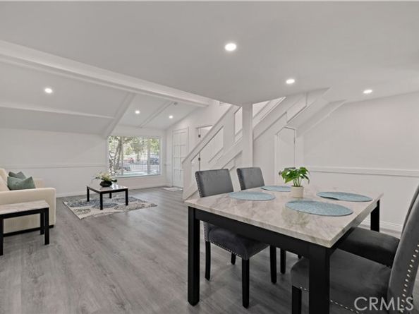 10732 Hatteras Street, North Hollywood (los Angeles) CA 91601