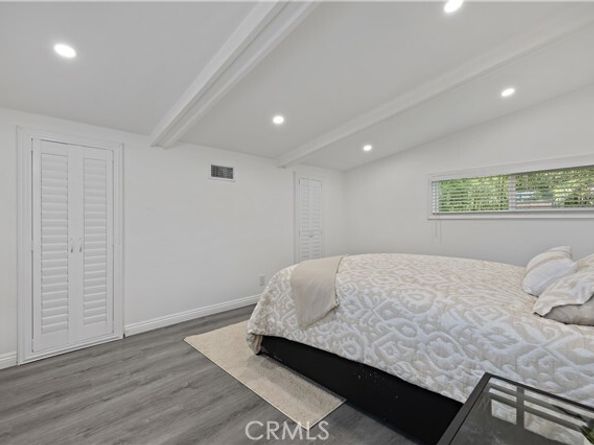 10732 Hatteras Street, North Hollywood (los Angeles) CA 91601