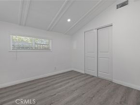 10732 Hatteras Street, North Hollywood (los Angeles) CA 91601