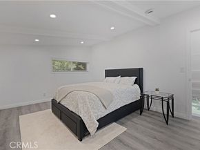 10732 Hatteras Street, North Hollywood (los Angeles) CA 91601