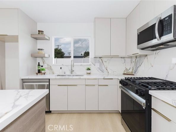 8003 Aldea, Van Nuys (los Angeles) CA 91406