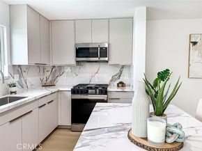 8003 Aldea, Van Nuys (los Angeles) CA 91406