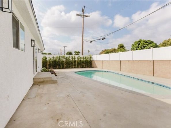 8003 Aldea, Van Nuys (los Angeles) CA 91406