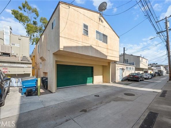 215 Marine, Newport Beach CA 92662