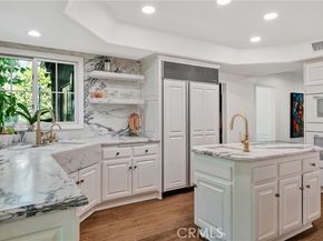 4851 Corbin Avenue, Tarzana (los Angeles) CA 91356