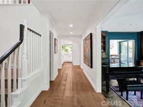 4851 Corbin Avenue, Tarzana (los Angeles) CA 91356