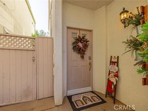 20838 Bryant Street, Winnetka (los Angeles) CA 91306