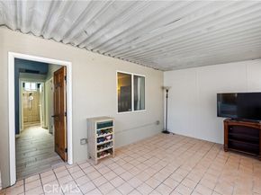 13069 Strathern Street, North Hollywood (los Angeles) CA 91605