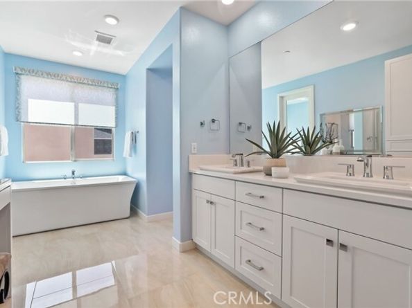 133 Denali, Lake Forest (el Toro) CA 92630