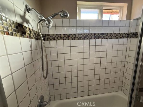 13836 Community Street, Panorama City (los Angeles) CA 91402