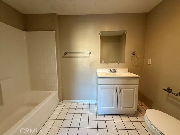 13836 Community Street, Panorama City (los Angeles) CA 91402