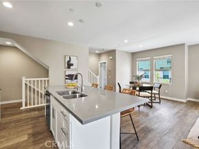 109 Alder Ridge, Lake Forest (el Toro) CA 92610