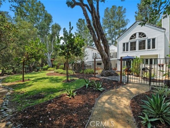 23522 Via Alondra, Laguna Hills CA 92679