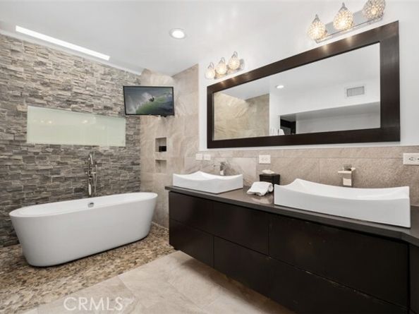 23522 Via Alondra, Laguna Hills CA 92679