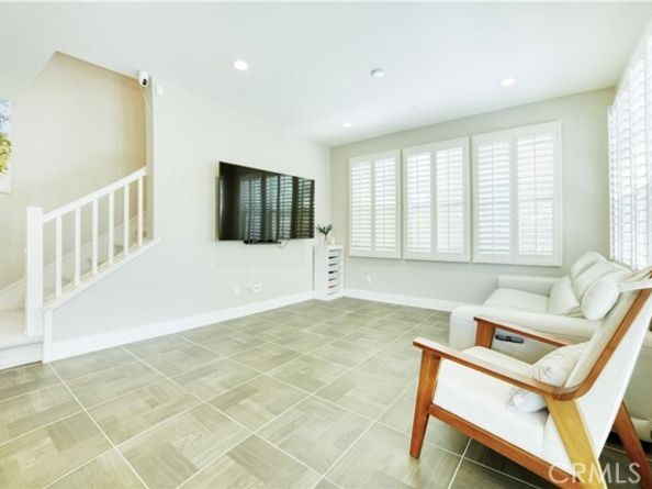 99 Fuchsia, Lake Forest (el Toro) CA 92630