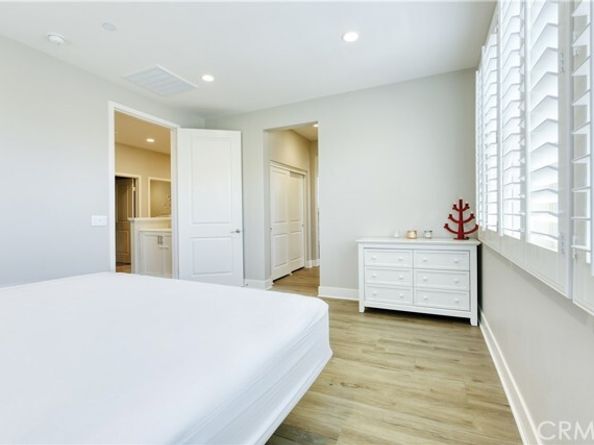 99 Fuchsia, Lake Forest (el Toro) CA 92630