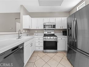 67 Santa Barbara Court, Lake Forest (el Toro) CA 92610
