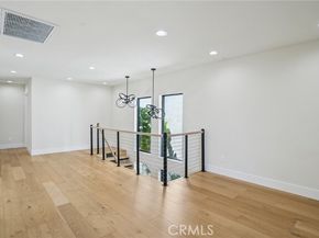 21922 Erie Lane, Lake Forest (el Toro) CA 92630