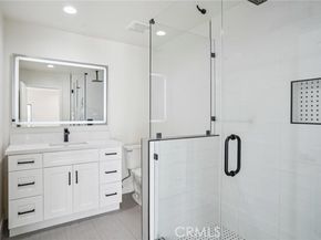 21922 Erie Lane, Lake Forest (el Toro) CA 92630
