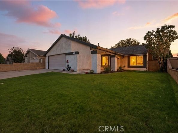 23952 Sutton Drive, Lake Forest (el Toro) CA 92630