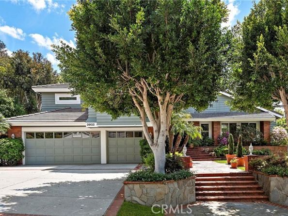 25122 Black Horse Lane, Laguna Hills CA 92653