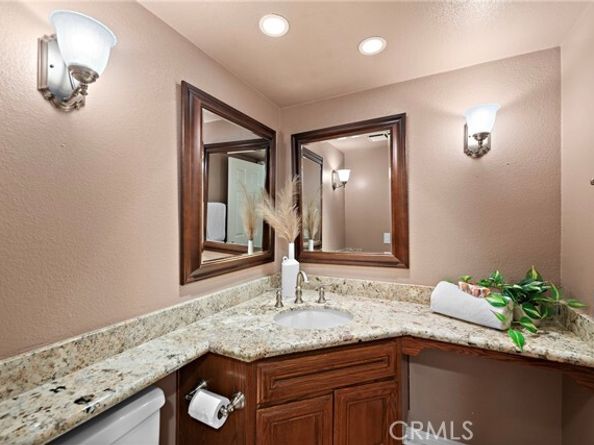 25122 Black Horse Lane, Laguna Hills CA 92653
