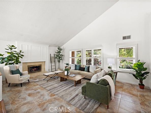 25122 Black Horse Lane, Laguna Hills CA 92653