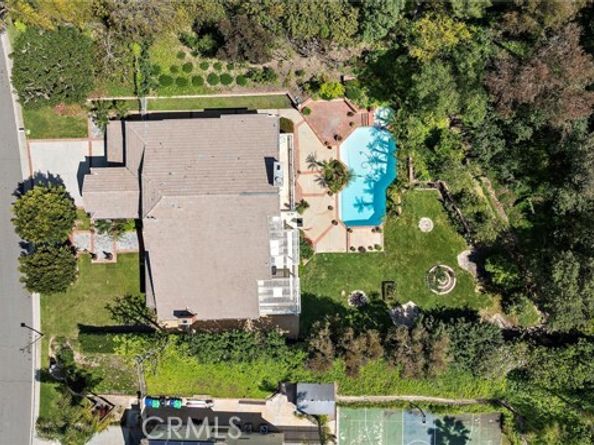 25122 Black Horse Lane, Laguna Hills CA 92653