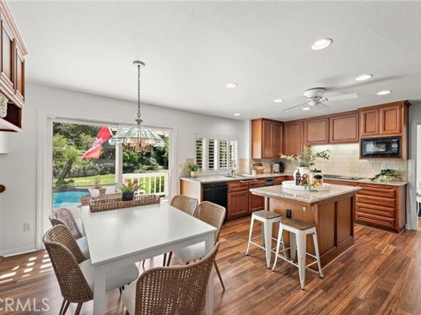 25122 Black Horse Lane, Laguna Hills CA 92653