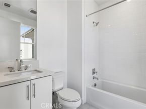 101 Red Oak, Lake Forest (el Toro) CA 92630