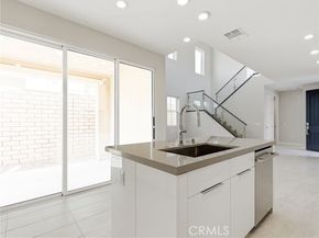 101 Red Oak, Lake Forest (el Toro) CA 92630