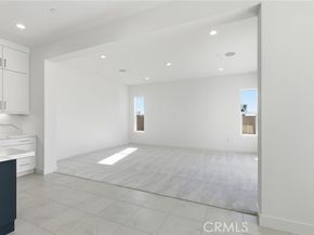 101 Red Oak, Lake Forest (el Toro) CA 92630