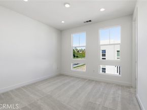 101 Red Oak, Lake Forest (el Toro) CA 92630