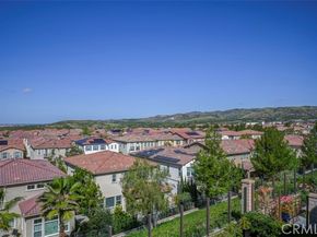 33 Manzanillo, Lake Forest (el Toro) CA 92630