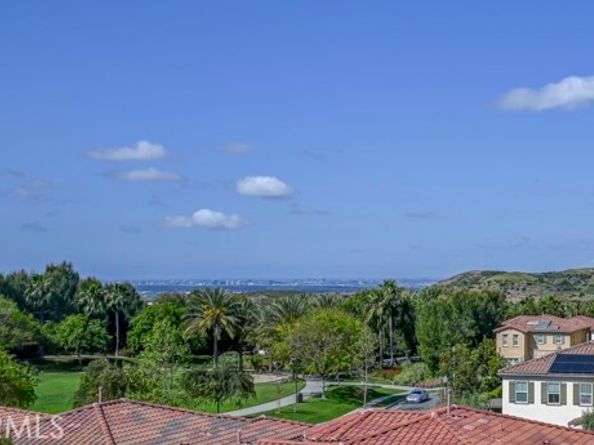 33 Manzanillo, Lake Forest (el Toro) CA 92630