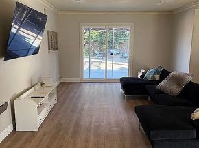 7446 Kentland, West Hills (los Angeles) CA 91307