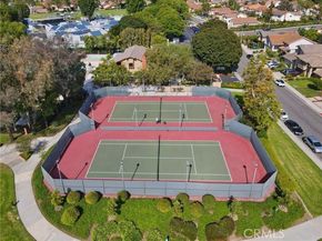 15 Ensueno, Irvine CA 92620