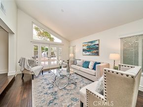 15 Ensueno, Irvine CA 92620