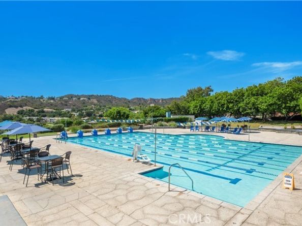 23762 Via Monte, Laguna Hills CA 92679